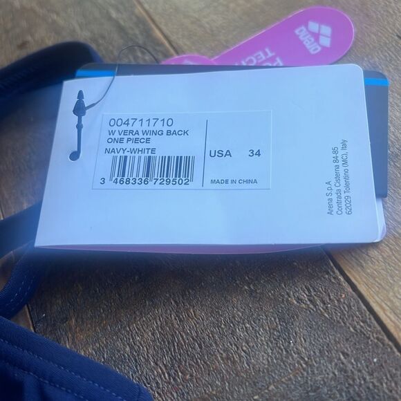 NWT ARENA Women's Vera Wing Back One Piece Bodylift Swimsuit size 34 - Picture 3 of 5